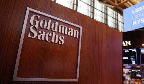 Logo do banco americano Goldman Sachs na Bolsa de Nova York (Foto: Andrew Kelly/REUTERS)