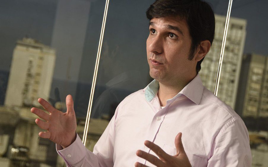 Trabalho informal bate recorde e deve continuar a crescer