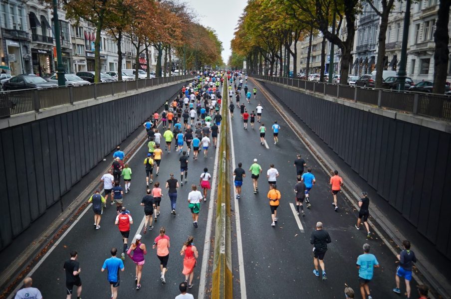 Corridas de rua passam por incertezas com alta de preços e ômicron