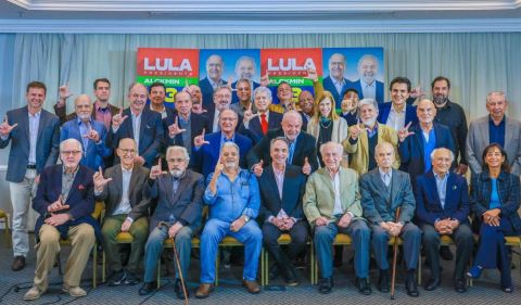 Ex-ministros de FHC e outras personalidades políticas declaram apoio a Lula (Imagem: Divulgação)