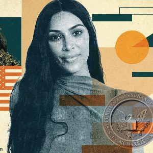 Ilustração com Kim Kardashian e elementos que remetem ao SEC. Instituição fiscal norte-americana multou a influenciadora milionária.
