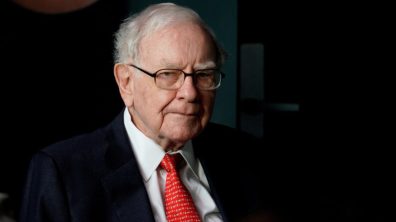 Tarifas de Trump, desinvestimento na Apple e sucessão de Warren Buffett são destaques na ‘Woodstock dos Capitalistas’