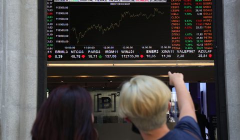 B3: painel mostra desempenho do Ibovespa. Foto: Amanda Perobelli/Reuters