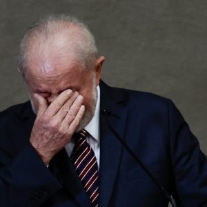 Lula e Alckmin são diplomados pelo TSE