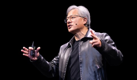 Jensen Huang se envolve ativamente no dia a dia da Nvidia e defende a exposição pública das falhas como método de gestão. Foto: Nvidia/Divulgação