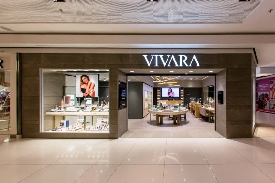 Foto de loja da rede Vivara (VIVA3) em shopping para ilustrar matéria sobre ações de varejistas, incluindo Track&Field (TFCO4)