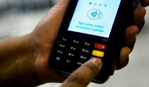 Transferência do saldo devedor e transparência da fatura: novas regras do cartão de crédito passam a valer em 1º de julho (Foto: Marcello Casal Jr. / Agência Brasil)