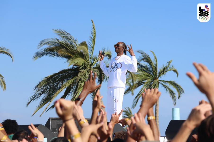 Olimpíadas 2028: na foto, imagem de Snoop Dogg, que participou da cerimônia de encerramento, que marcou a passagem de bastão de Paris para Los Angeles