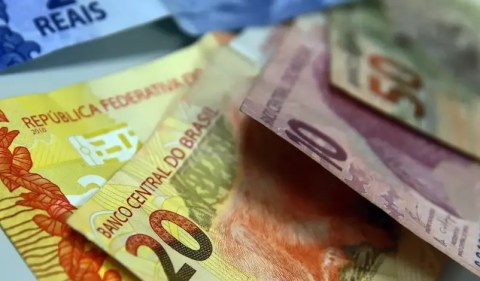 Ao definir em qual CDB investir, é importante ter em mente que esse tipo de título tem diferentes prazos de vencimento (Foto: Marcello Casal Jr./Agência Brasil)
