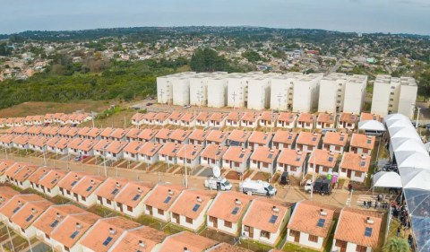 Foto de casas do Minha Casa, Minha Vida em Viamão (RS). Ações de construtoras que atuam no programa são preferência do mercado hoje. Foto: Ricardo Stuckert/Agência Brasil.