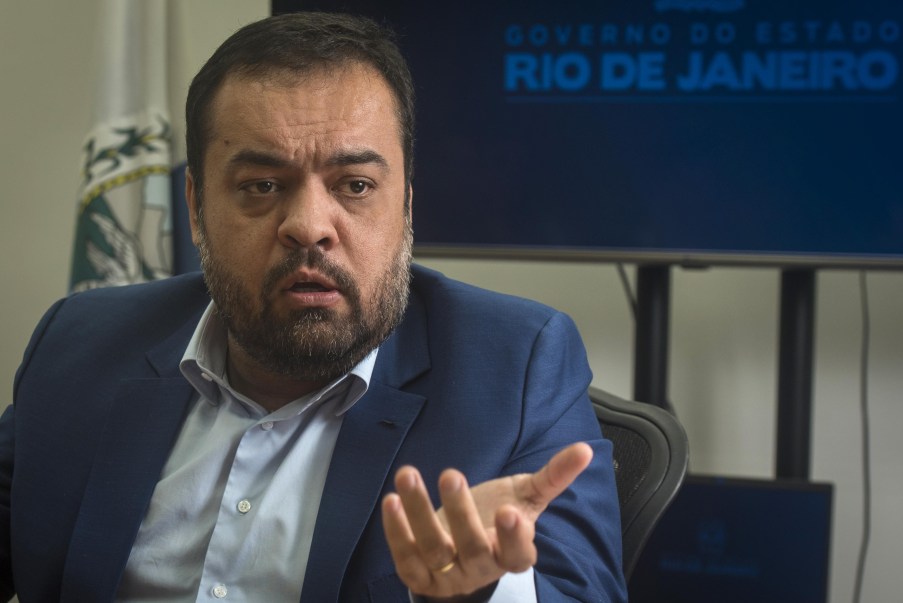 Governador do RJ defende revisão de pacto federativo por mais recursos do petróleo para estados e municípios