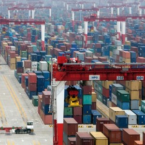 Ipea: Brasil precisa equilibrar risco de ‘China-dependência’ com oportunidades em cenário global